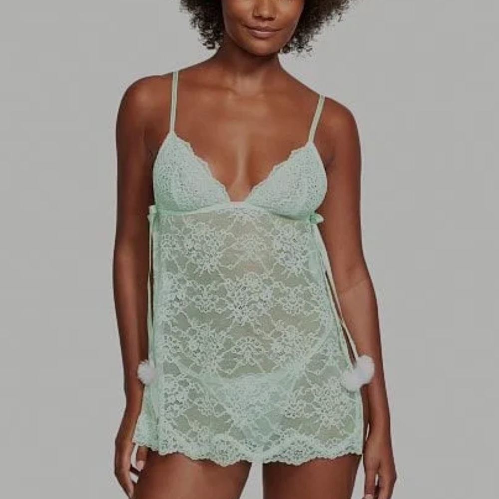 Mint Lace Victoria’s Secret Babydoll with matching panty w/ white Pom Poms, nwt